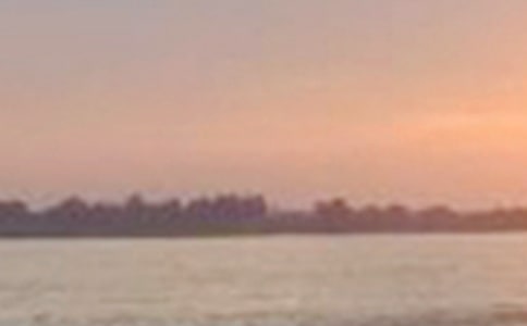 形容描寫(xiě)長(zhǎng)江的詩(shī)句